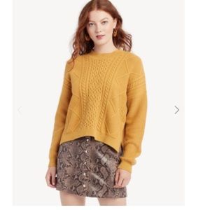 Yellow Sweater XS/S